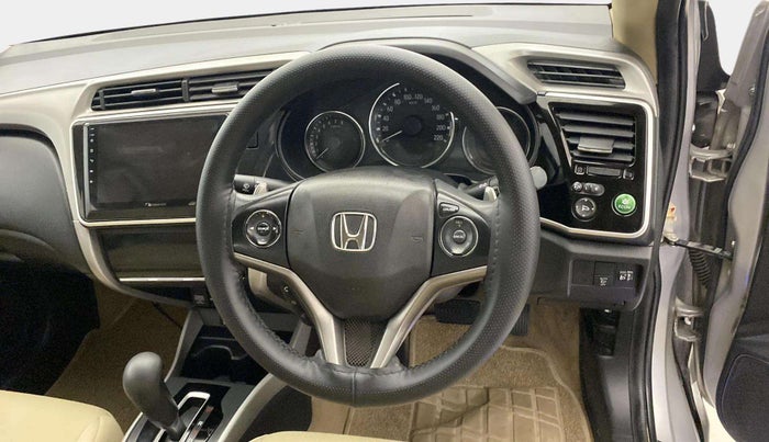 2018 Honda City 1.5L I-VTE V CVT, Petrol, Automatic, 65,421 km, Steering wheel - Sound system control has minor damage