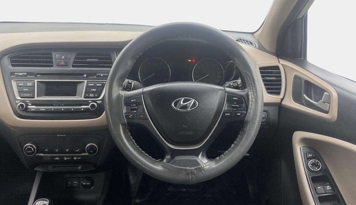 2015 Hyundai Elite i20 SPORTZ 1.2, Petrol, Manual, 77,008 km, Steering wheel - Sound system control has minor damage