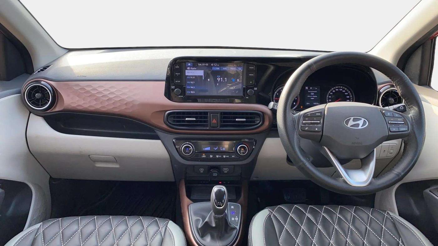 2023 Hyundai AURA SX PLUS 1.2 AMT, Petrol, Automatic, 10,604 km, Dashboard