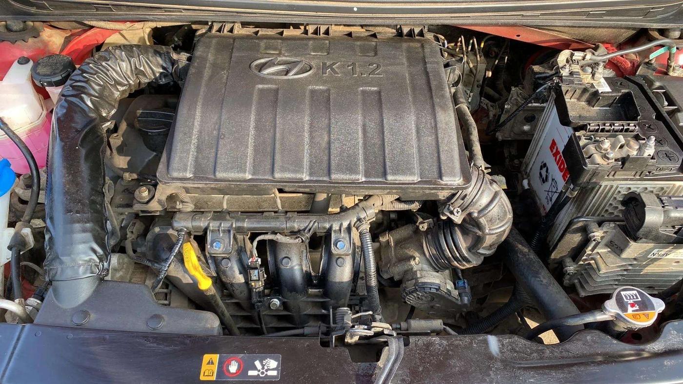 2023 Hyundai AURA SX PLUS 1.2 AMT, Petrol, Automatic, 10,604 km, Engine View
