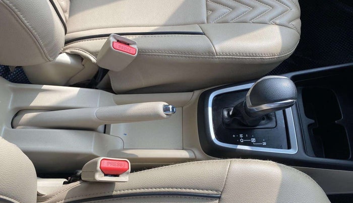 2022 Maruti Dzire ZXI AMT, Petrol, Automatic, 27,242 km, Gear Lever