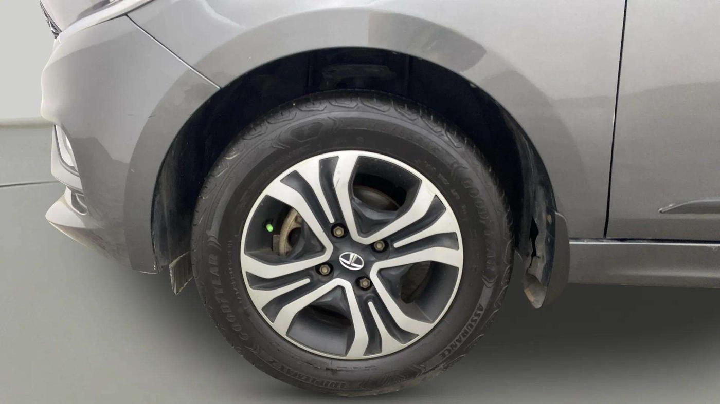 2023 Tata Tiago XZ PLUS CNG, CNG, Manual, 37,629 km, Left Front Wheel