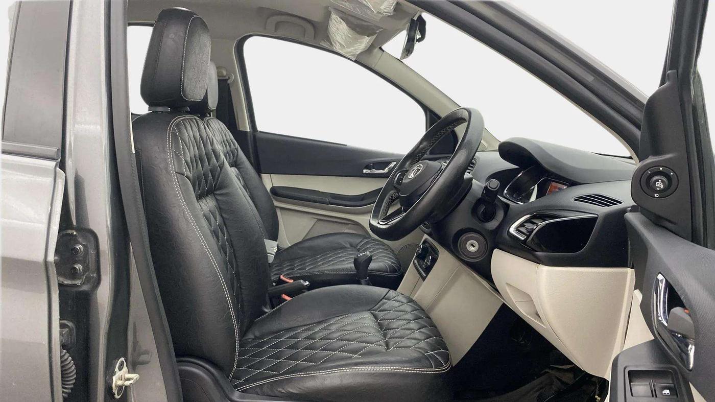 2023 Tata Tiago XZ PLUS CNG, CNG, Manual, 37,629 km, Right Side Front Door Cabin