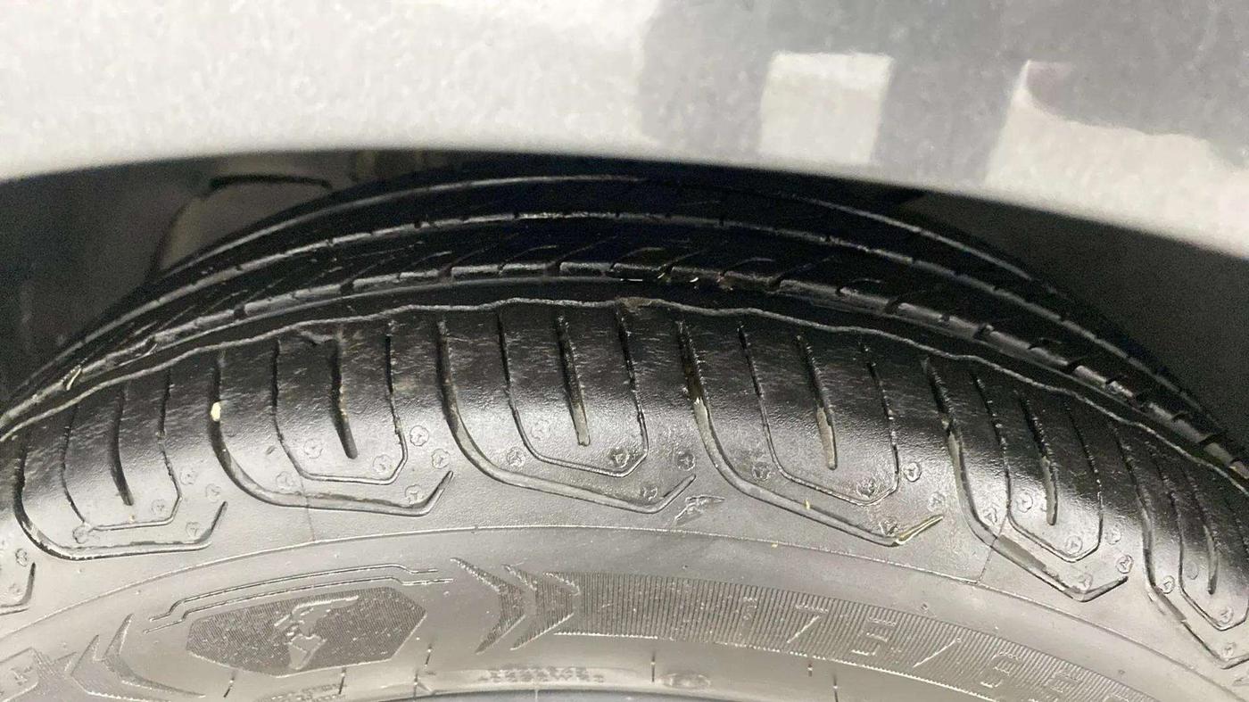 2023 Tata Tiago XZ PLUS CNG, CNG, Manual, 37,629 km, Left Front Tyre Tread