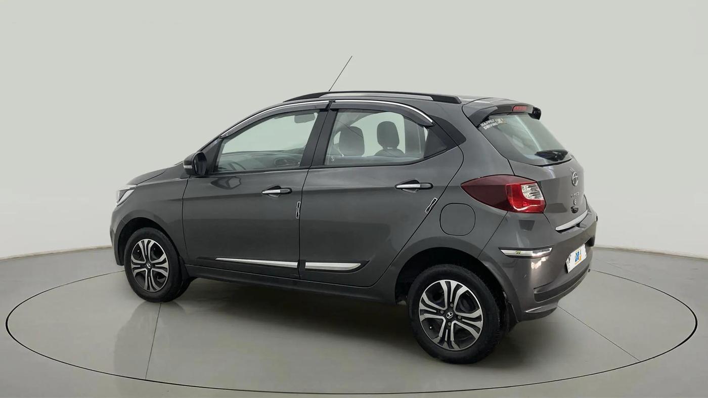 2023 Tata Tiago XZ PLUS CNG, CNG, Manual, 37,629 km, Left Back Diagonal