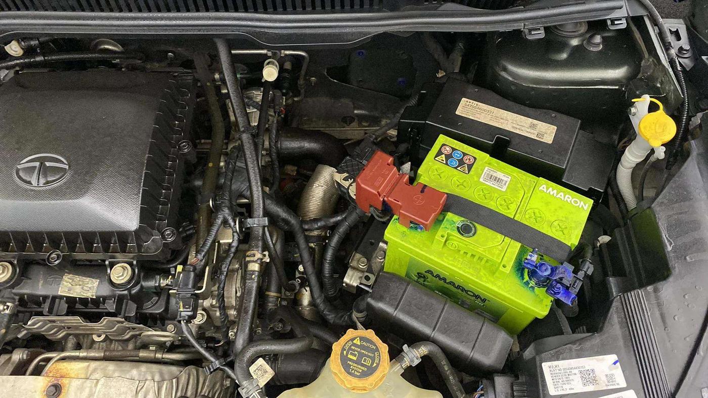 2022 Tata NEXON XZ PLUS (HS) PETROL, Petrol, Manual, 35,828 km, Engine View - Left
