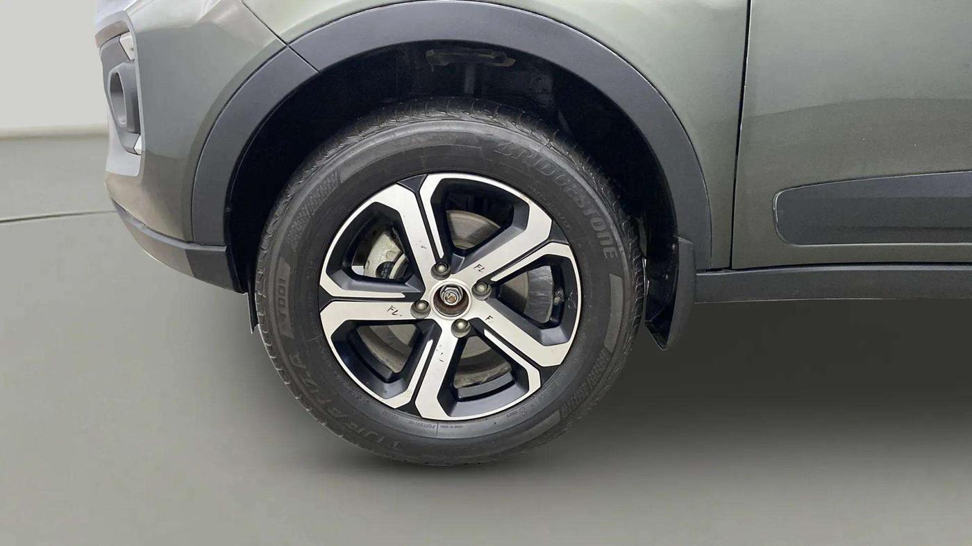 2022 Tata NEXON XZ PLUS (HS) PETROL, Petrol, Manual, 35,828 km, Left Front Wheel