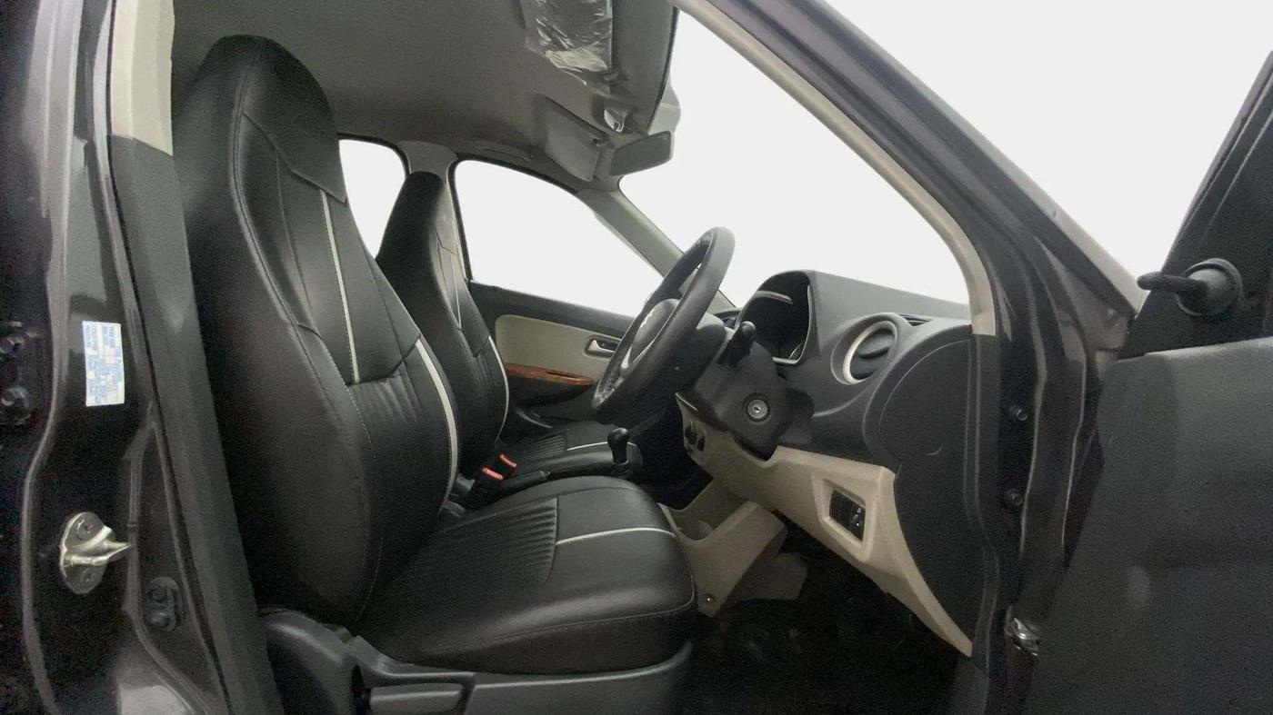 2018 Maruti Alto K10 VXI (O), Petrol, Manual, 33,629 km, Right Side Front Door Cabin