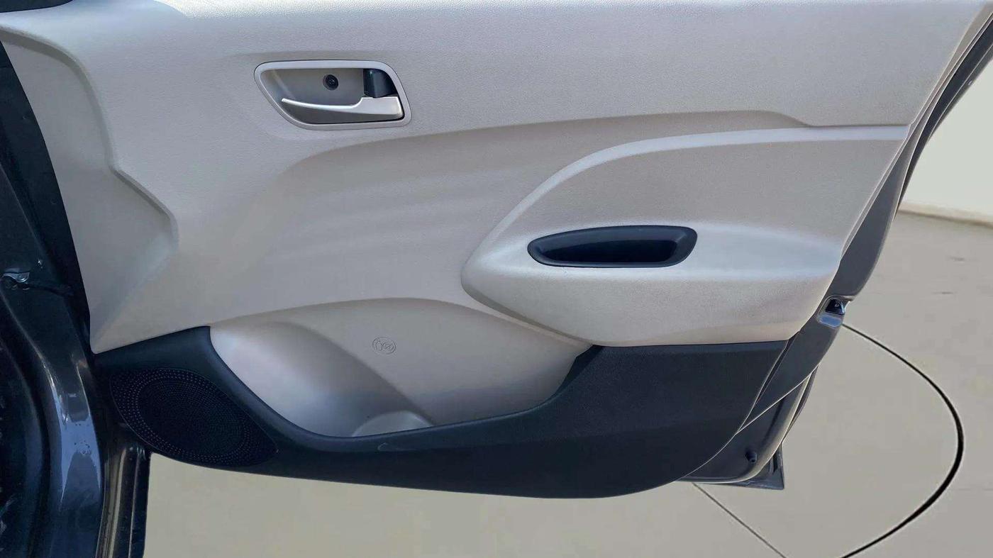 2021 Hyundai NEW SANTRO ASTA AMT, Petrol, Automatic, 44,654 km, Driver Side Door Panels Control