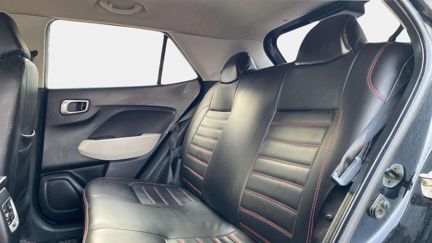 2022 Hyundai VENUE S PLUS 1.5 CRDI, Diesel, Manual, 44,557 km, Right Side Rear Door Cabin