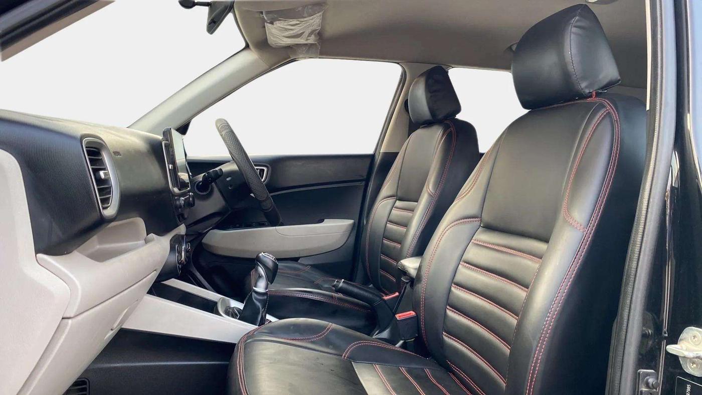 2022 Hyundai VENUE S PLUS 1.5 CRDI, Diesel, Manual, 44,557 km, Right Side Front Door Cabin