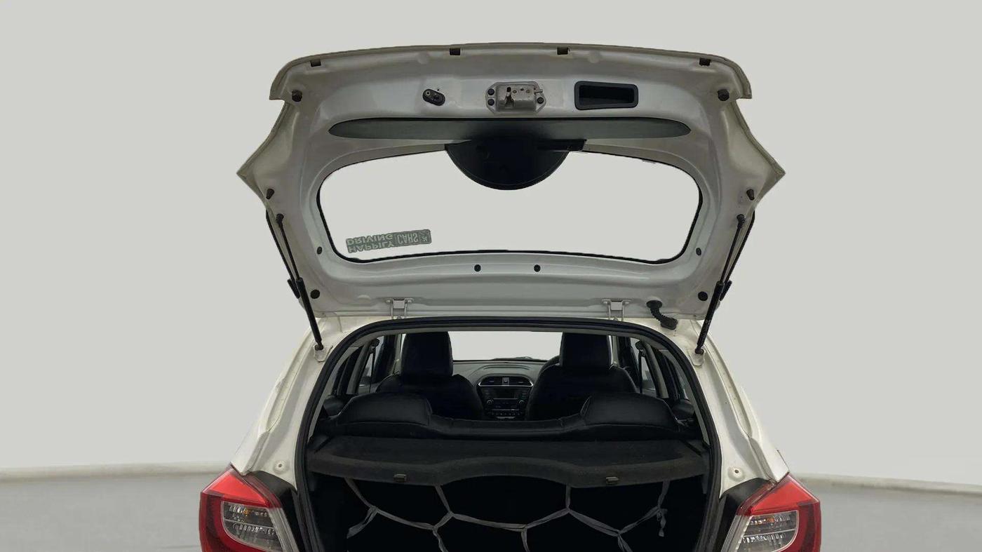 2017 Tata Tiago XZA PETROL, Petrol, Automatic, 72,447 km, Boot Door Open