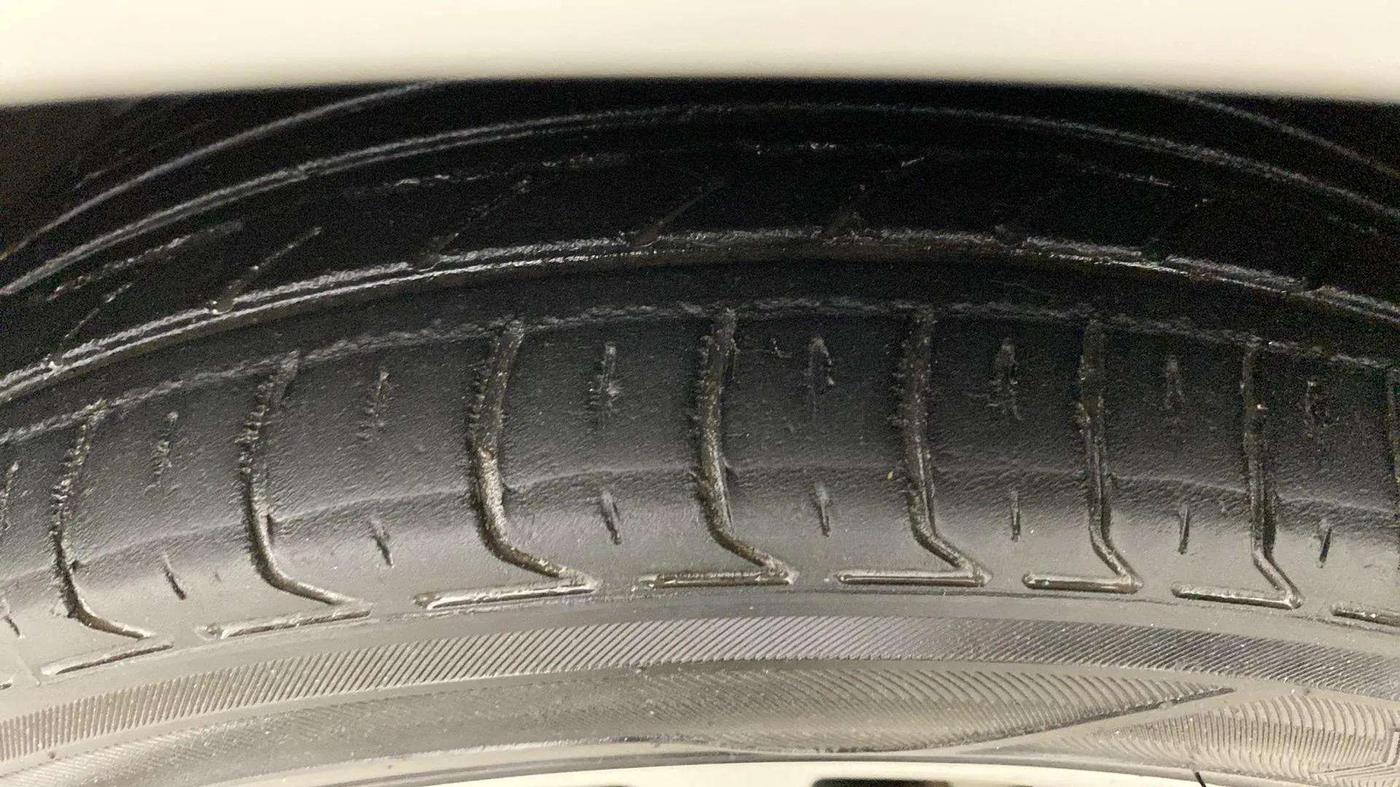2017 Tata Tiago XZA PETROL, Petrol, Automatic, 72,447 km, Left Front Tyre Tread