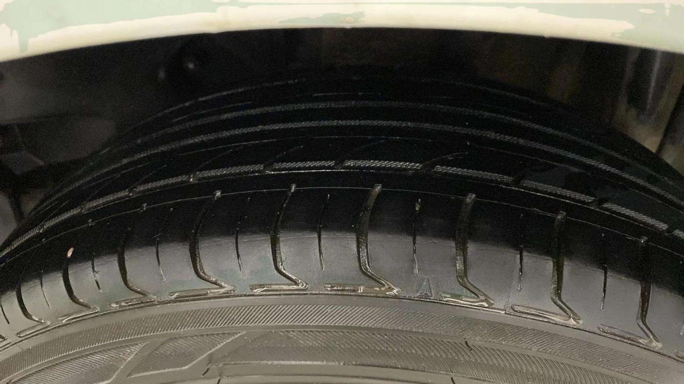 2017 Tata Tiago XZA PETROL, Petrol, Automatic, 72,447 km, Left Rear Tyre Tread