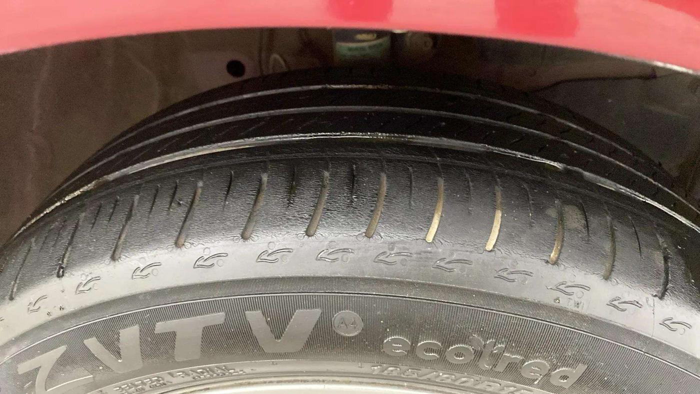 2021 Honda City 1.5L I-VTEC V MT 5TH GEN, Petrol, Manual, 37,966 km, Right Front Tyre Tread