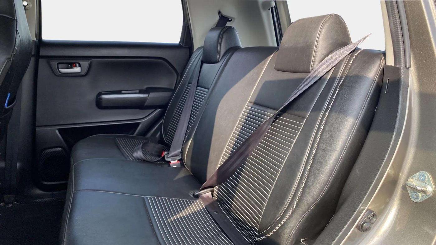 2022 Maruti New Wagon-R ZXI 1.2, Petrol, Manual, 25,079 km, Right Side Rear Door Cabin