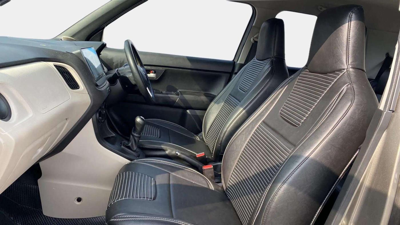 2022 Maruti New Wagon-R ZXI 1.2, Petrol, Manual, 25,079 km, Right Side Front Door Cabin