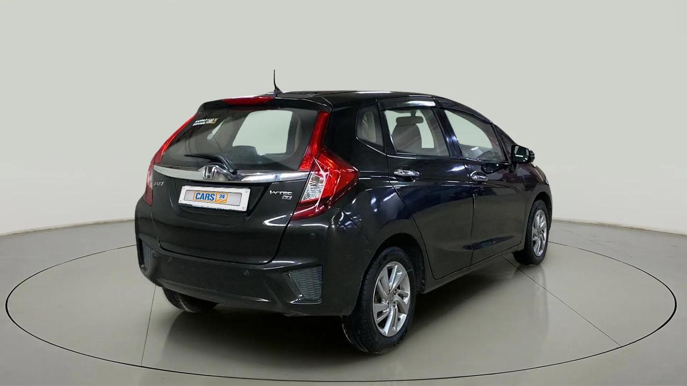 2019 Honda Jazz 1.2L I-VTEC VX, Petrol, Manual, 97,613 km, Right Back Diagonal