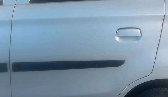 2020 Maruti Alto VXI, Petrol, Manual, 30,407 km, Rear left door - Slightly dented