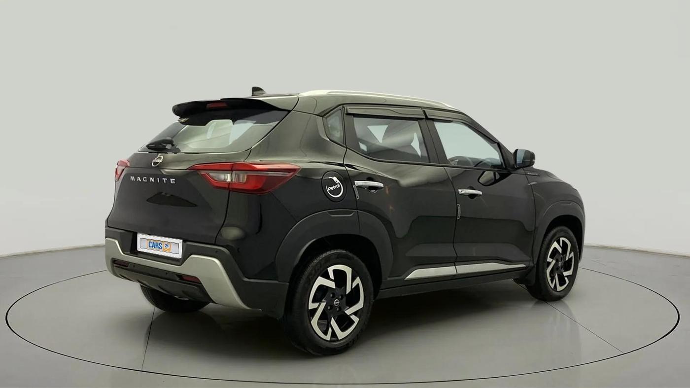2022 Nissan MAGNITE XV MT, Petrol, Manual, 27,763 km, Right Back Diagonal