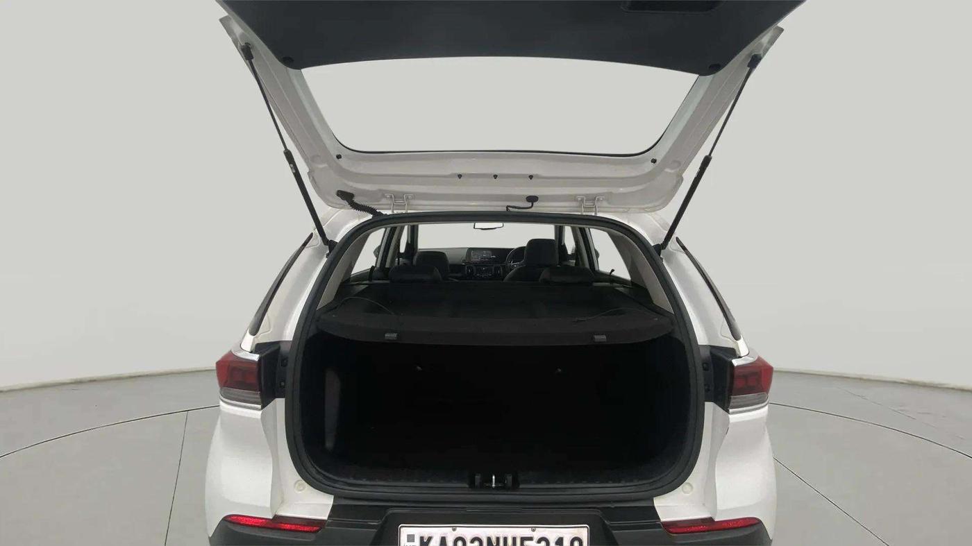 2020 KIA SONET GTX PLUS 1.0 IMT, Petrol, Manual, 50,806 km, Boot Inside