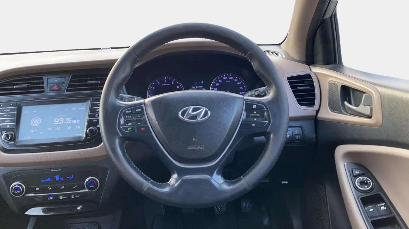 2017 Hyundai Elite i20 ASTA 1.2, Petrol, Manual, 77,797 km, Steering Wheel Close Up