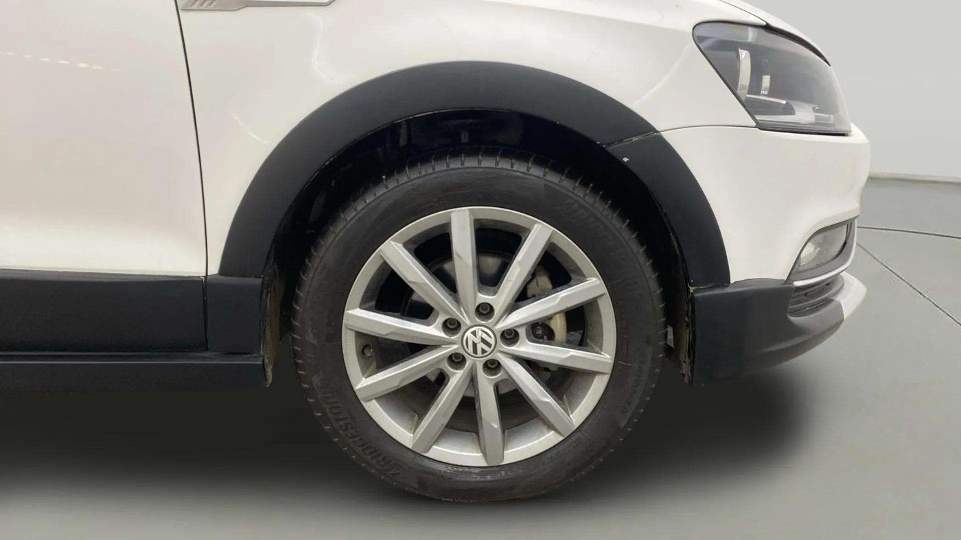2019 Volkswagen Polo GT TSI AT, Petrol, Automatic, 24,390 km, Right Front Wheel
