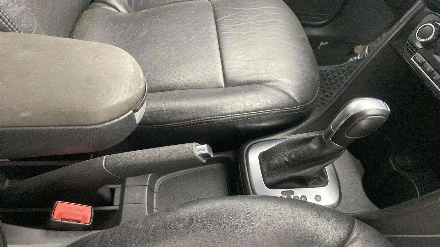 2019 Volkswagen Polo GT TSI AT, Petrol, Automatic, 24,390 km, Gear Lever