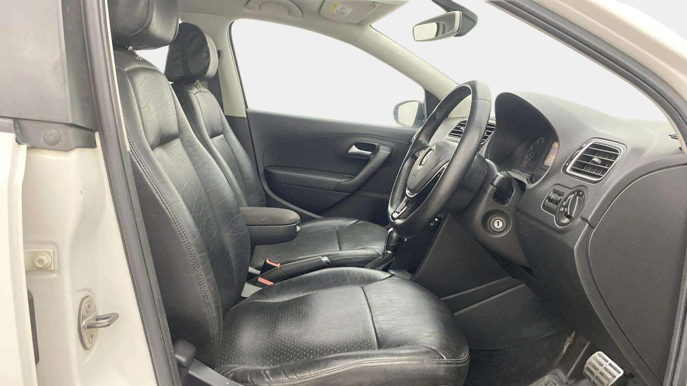 2019 Volkswagen Polo GT TSI AT, Petrol, Automatic, 24,390 km, Right Side Front Door Cabin