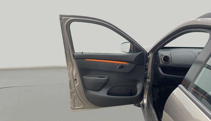 2019 Renault Kwid CLIMBER 1.0 AMT, Petrol, Automatic, 16,472 km, LHS Front Door