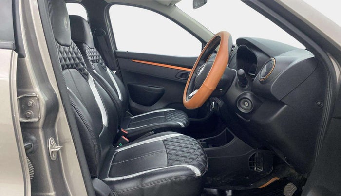 2019 Renault Kwid CLIMBER 1.0 AMT, Petrol, Automatic, 16,472 km, Right Side Front Door Cabin