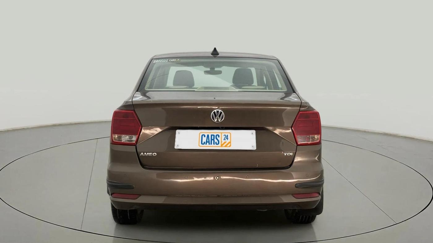 2018 Volkswagen Ameo HIGHLINE PLUS 1.5L AT 16 ALLOY, Diesel, Automatic, 45,989 km, Back/Rear