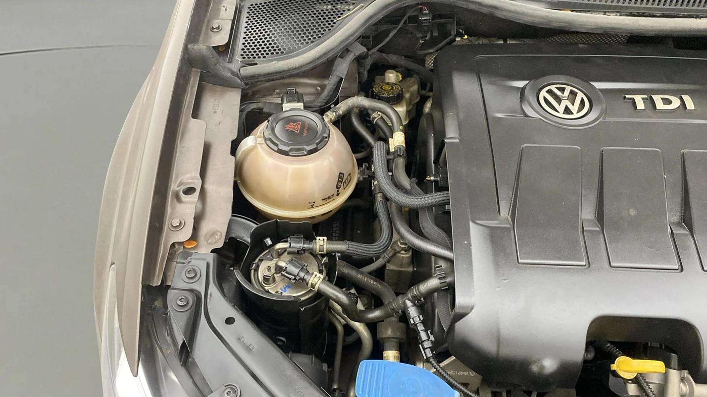 2018 Volkswagen Ameo HIGHLINE PLUS 1.5L AT 16 ALLOY, Diesel, Automatic, 45,989 km, Engine View - Right