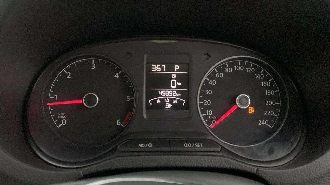 2018 Volkswagen Ameo HIGHLINE PLUS 1.5L AT 16 ALLOY, Diesel, Automatic, 45,989 km, Odometer Image