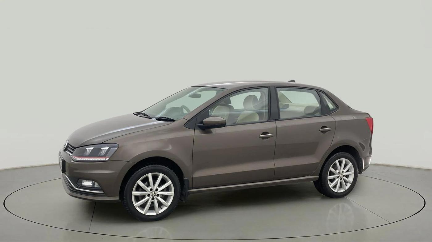 2018 Volkswagen Ameo HIGHLINE PLUS 1.5L AT 16 ALLOY, Diesel, Automatic, 45,989 km, Left Front Diagonal
