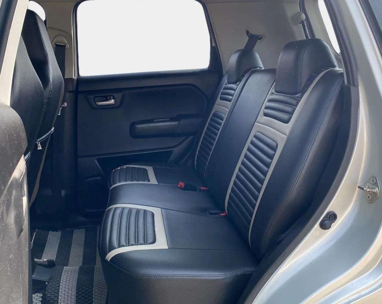 2019 Maruti New Wagon-R VXI 1.0, Petrol, Manual, 16,499 km, Right Side Rear Door Cabin