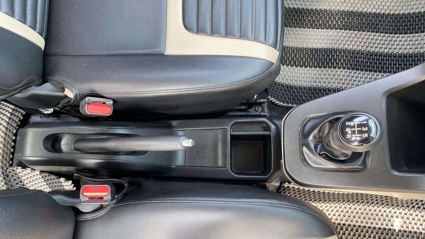 2019 Maruti New Wagon-R VXI 1.0, Petrol, Manual, 16,499 km, Gear Lever