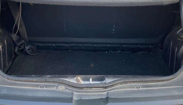 2017 Renault Kwid RXL, Petrol, Manual, 70,347 km, Boot Inside