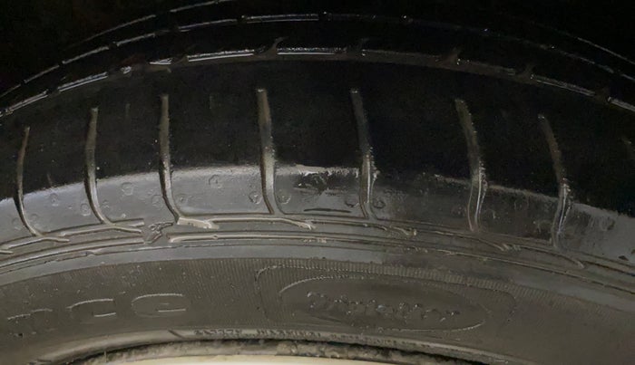 2016 Honda BR-V 1.5L I-VTEC S, Petrol, Manual, 28,582 km, Right Front Tyre Tread