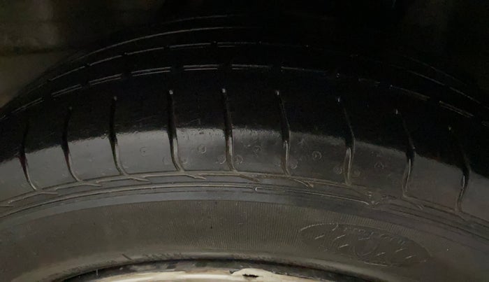 2016 Honda BR-V 1.5L I-VTEC S, Petrol, Manual, 28,582 km, Left Rear Tyre Tread