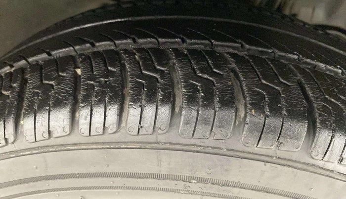 2018 Tata Tiago XZ PETROL, Petrol, Manual, 40,454 km, Right Front Tyre Tread