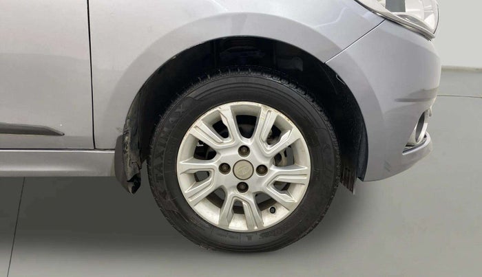 2018 Tata Tiago XZ PETROL, Petrol, Manual, 40,454 km, Right Front Wheel