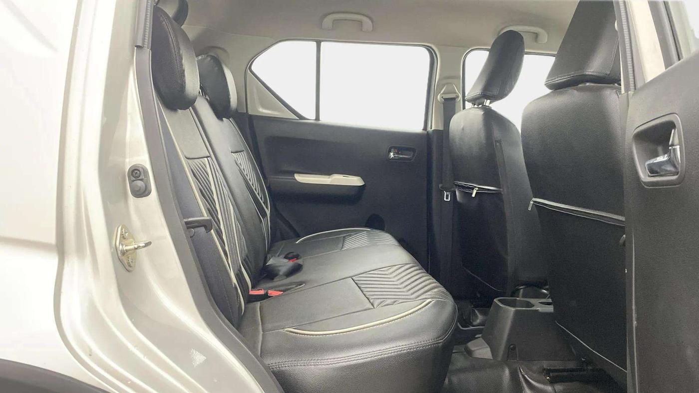 2020 Maruti IGNIS ZETA 1.2 AMT, Petrol, Automatic, 31,830 km, Right Side Rear Door Cabin