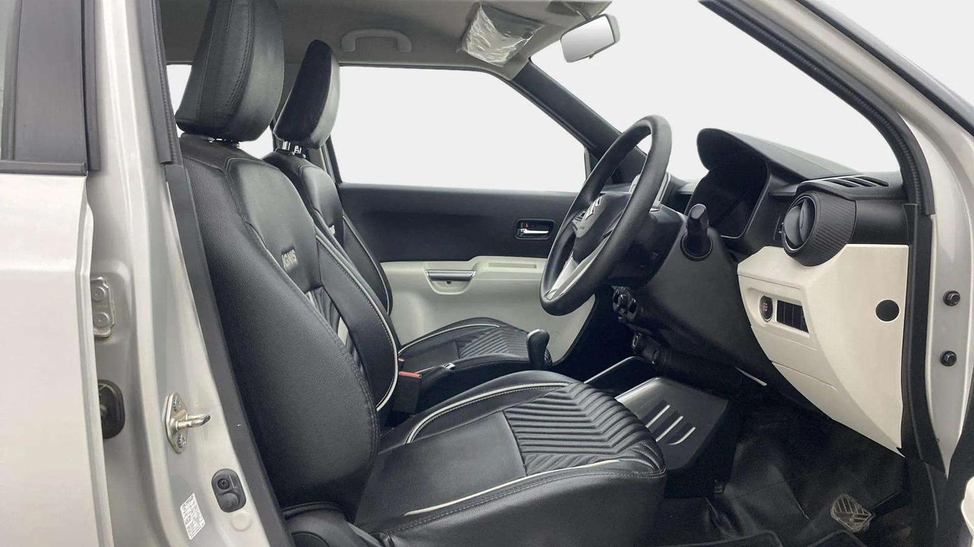 2020 Maruti IGNIS ZETA 1.2 AMT, Petrol, Automatic, 31,830 km, Right Side Front Door Cabin