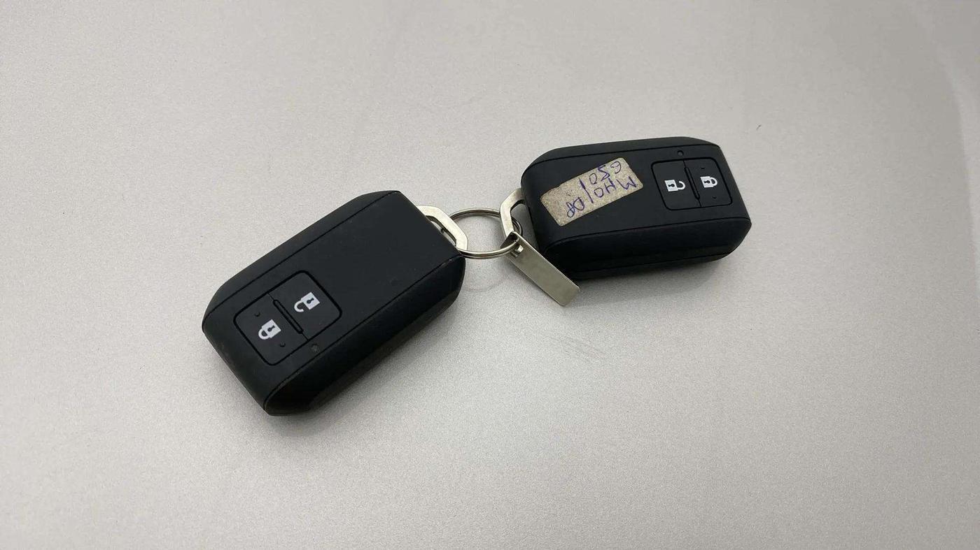 2020 Maruti IGNIS ZETA 1.2 AMT, Petrol, Automatic, 31,830 km, Key Close Up