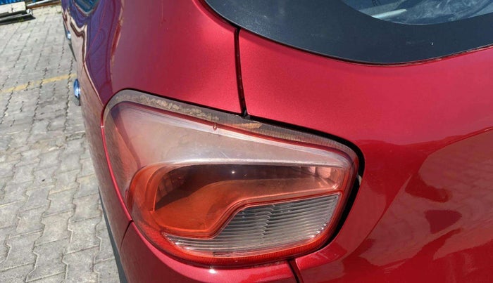 2018 Renault Kwid RXT 1.0 (O), Petrol, Manual, 50,242 km, Left tail light - Faded