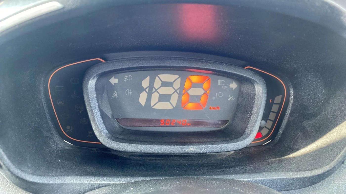 2018 Renault Kwid RXT 1.0 (O), Petrol, Manual, 50,284 km, Odometer Image