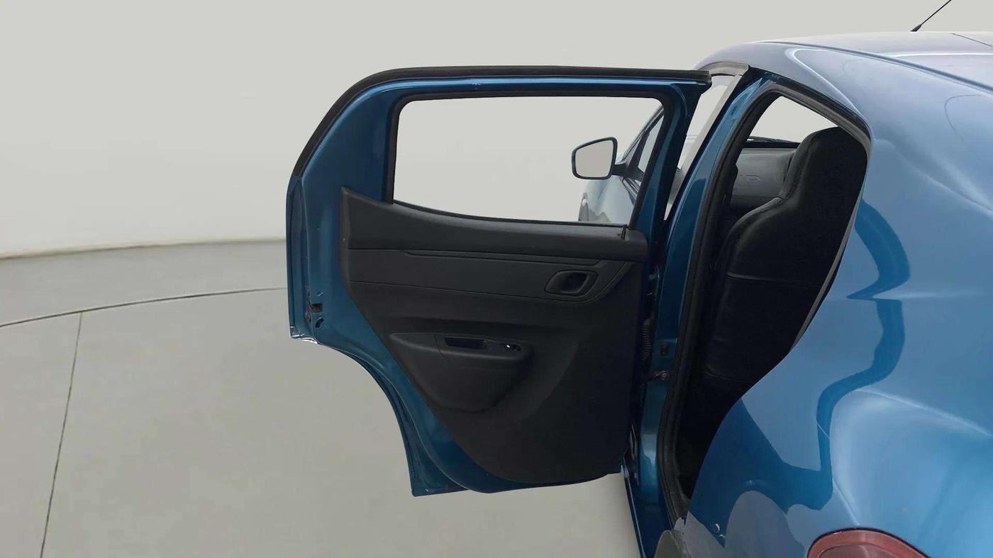 2022 Renault Kwid RXT 1.0 AMT (O), Petrol, Automatic, 24,700 km, LHS Rear Door
