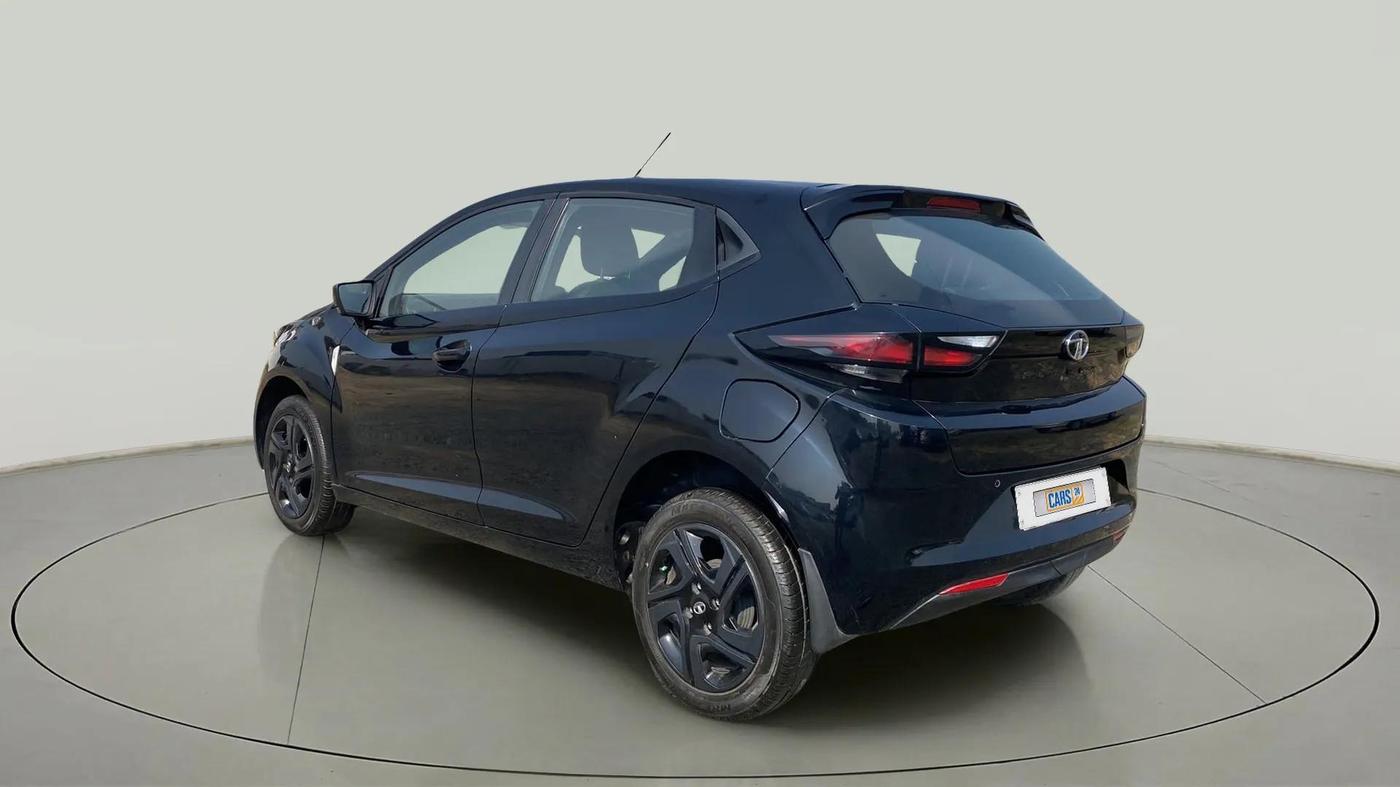 2022 Tata ALTROZ XT PETROL DARK EDITION, Petrol, Manual, 30,624 km, Left Back Diagonal
