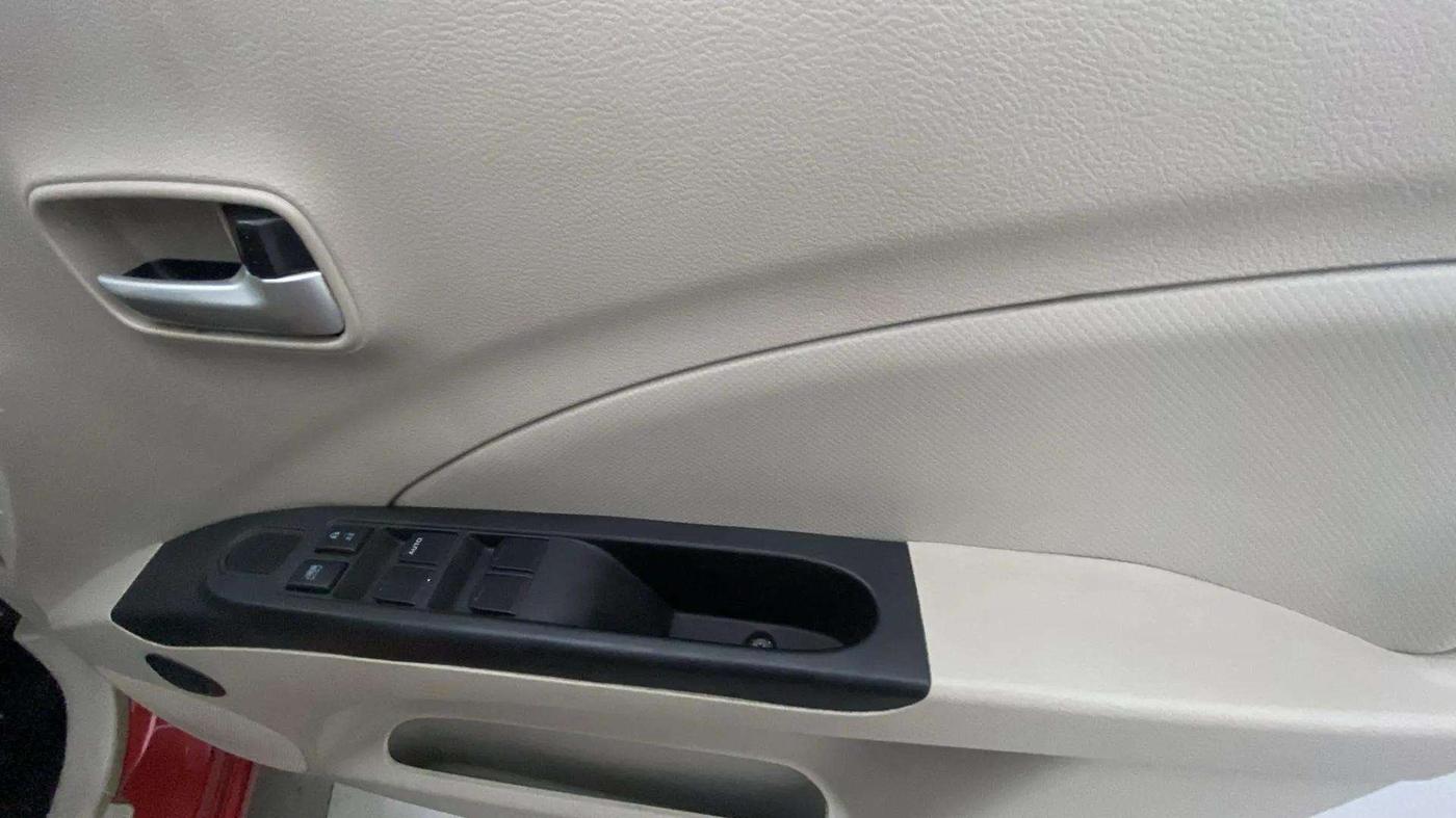 2018 Maruti Celerio VXI AMT, Petrol, Automatic, 72,321 km, Driver Side Door Panels Control